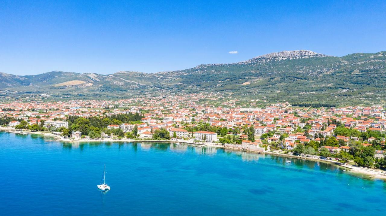 Hotel Aqua - Guest Rooms & Suites Kastela Exterior photo